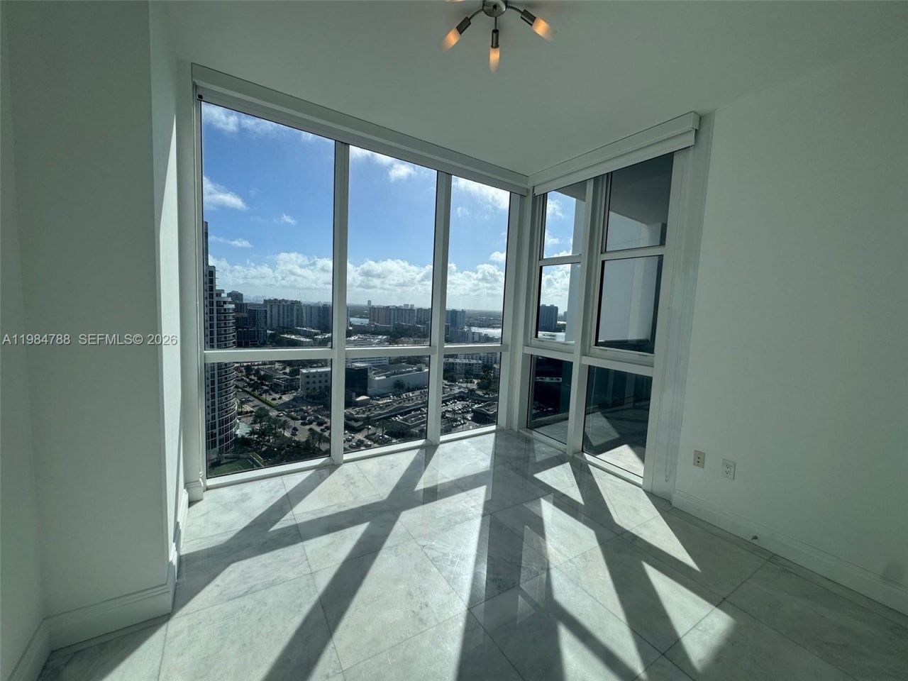 18201 Collins Ave, Unit 3505, Sunny Isles Beach, FL 33160 Photo