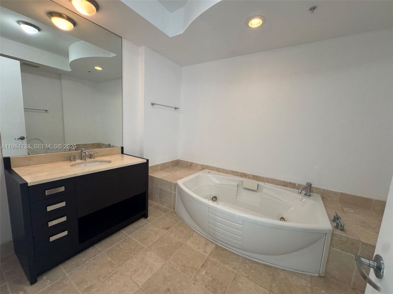 18201 Collins Ave, Unit 3505, Sunny Isles Beach, FL 33160 Photo