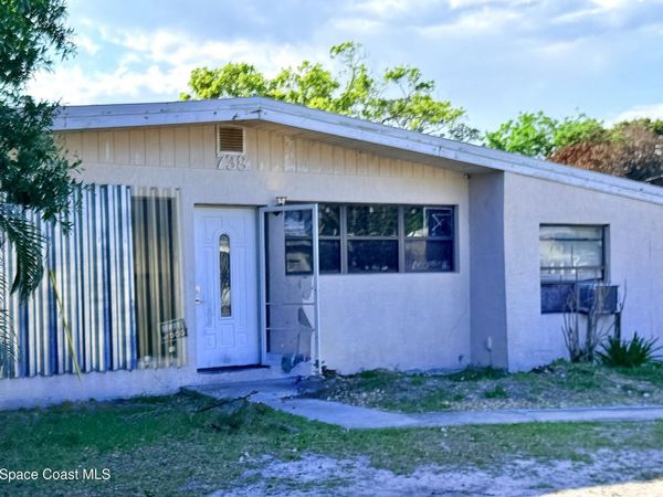 738 Lund Circle, Melbourne, FL 32901