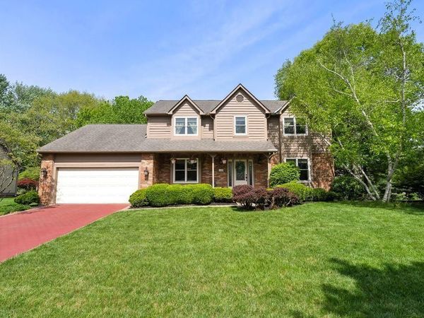 165 Briarbend Boulevard , Powell, OH 43065