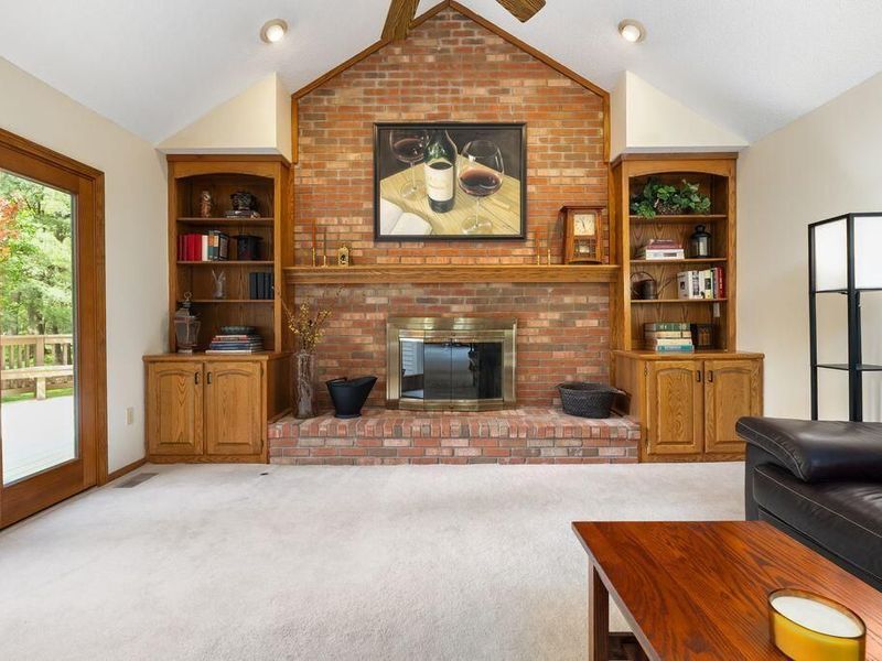 165 Briarbend Boulevard, Powell, OH 43065 Photo 4