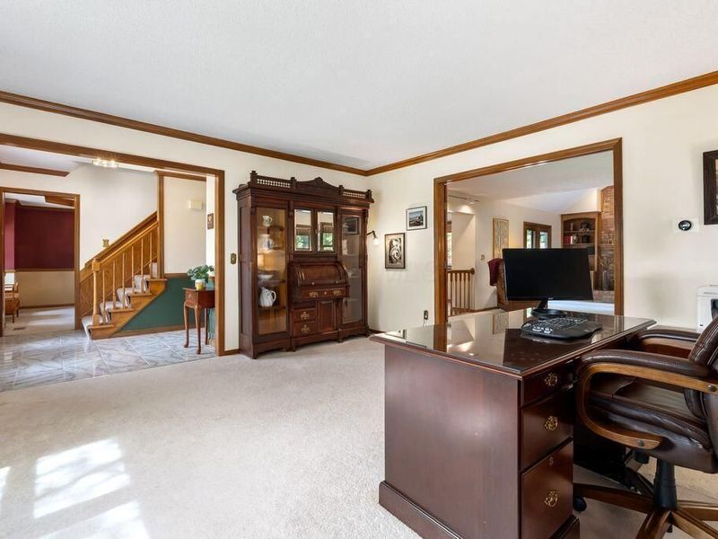 165 Briarbend Boulevard, Powell, OH 43065 Photo 8
