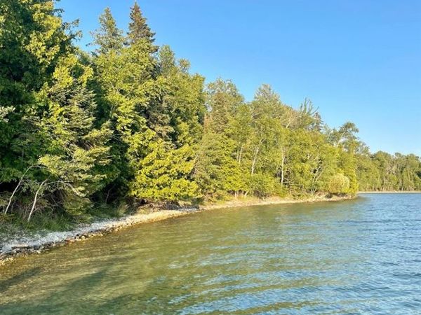 VL Grand Island, Presque Isle Twp, MI 49777