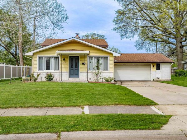 3311 Collegiate Court, Fort Wayne, IN 46805