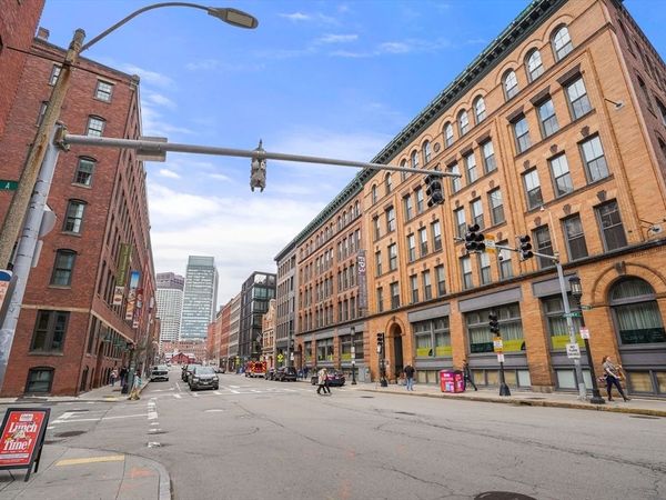 346-354 Congress St, Unit 106, Boston, MA 02210