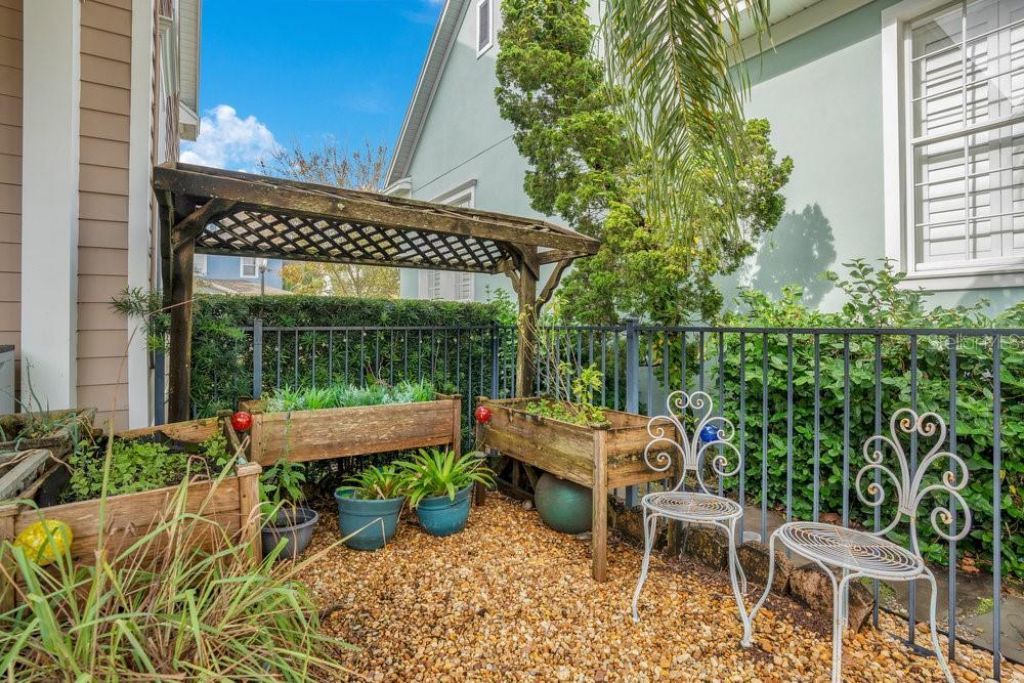 1131 Fern Avenue, Orlando, FL 32814 Photo