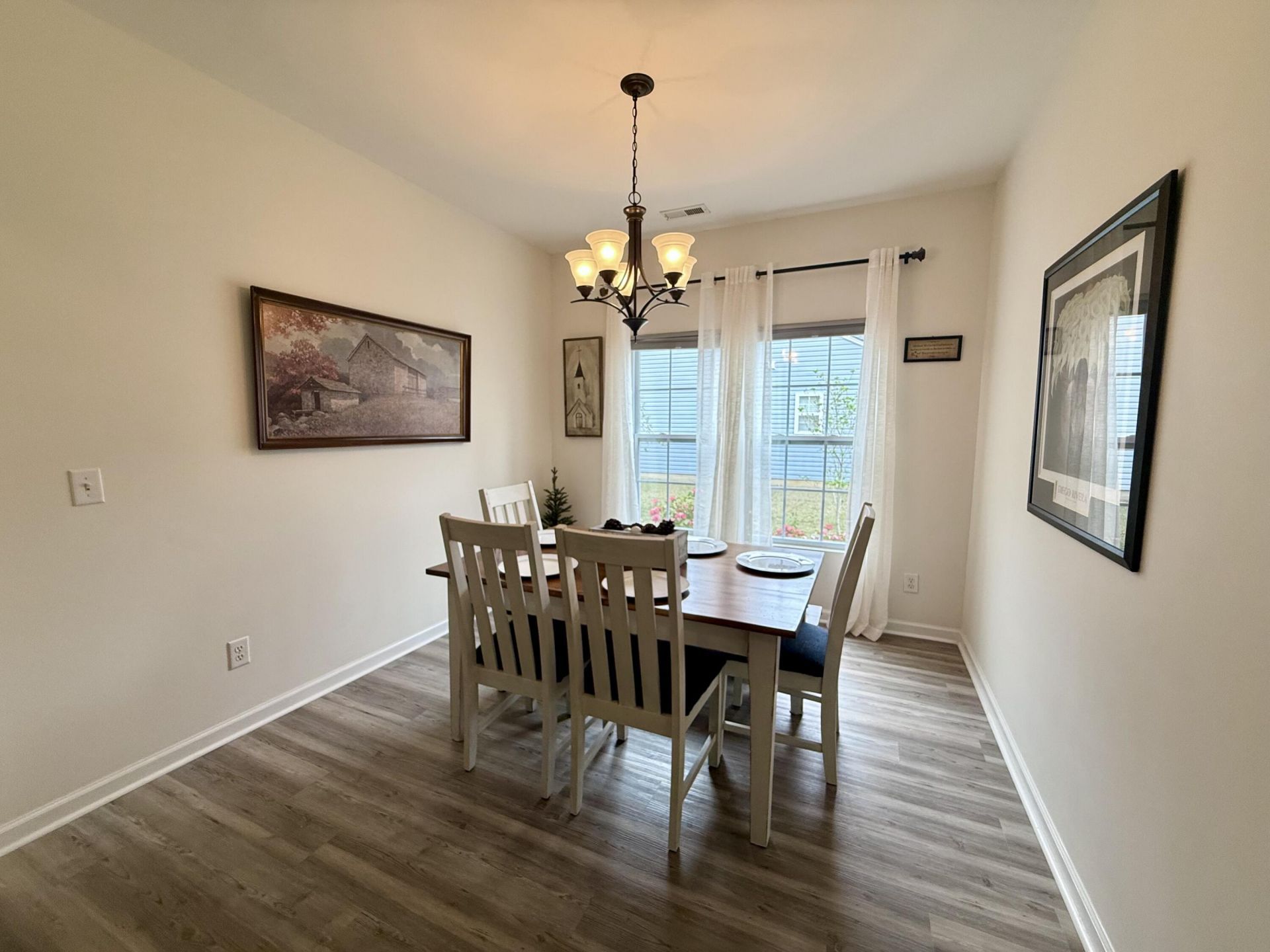 5072 Blair Road Photo 8