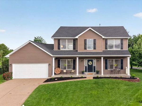297 Grand Drive, O'Fallon, MO 63366