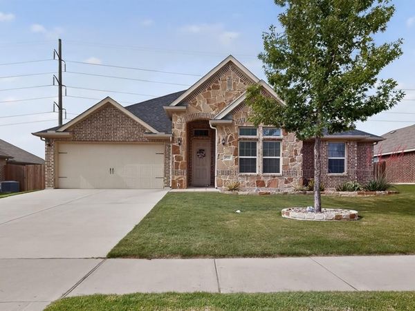 1522 Grassy Meadows Drive, Burleson, TX 76058