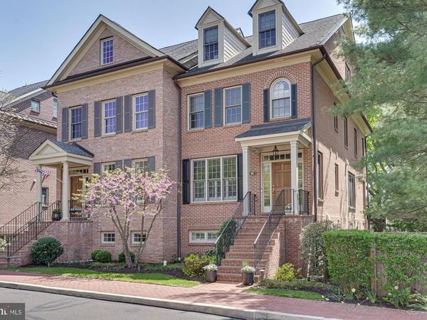 10 DUNHAM LANE, NEWTOWN, PA 18940