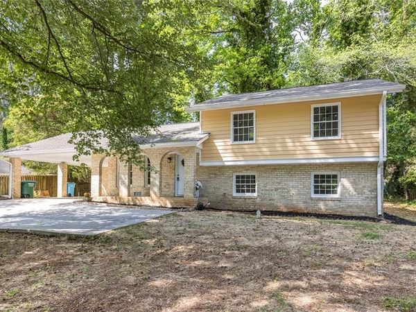 383 Ben Avenue SW, Lilburn, GA 30047