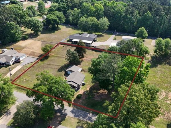 3903 38th Ave., Northport, AL 35473