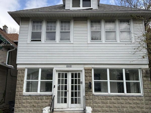 329 E Lake Street, Toledo, OH 43608
