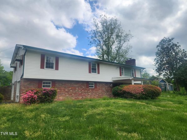 321 Valley Drive, Bristol, VA 24201