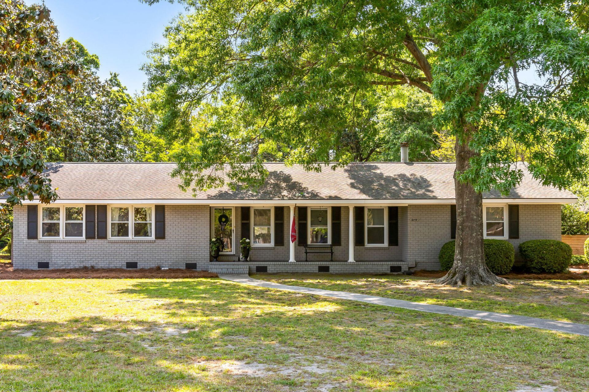 20 Huguenot Avenue Photo 1