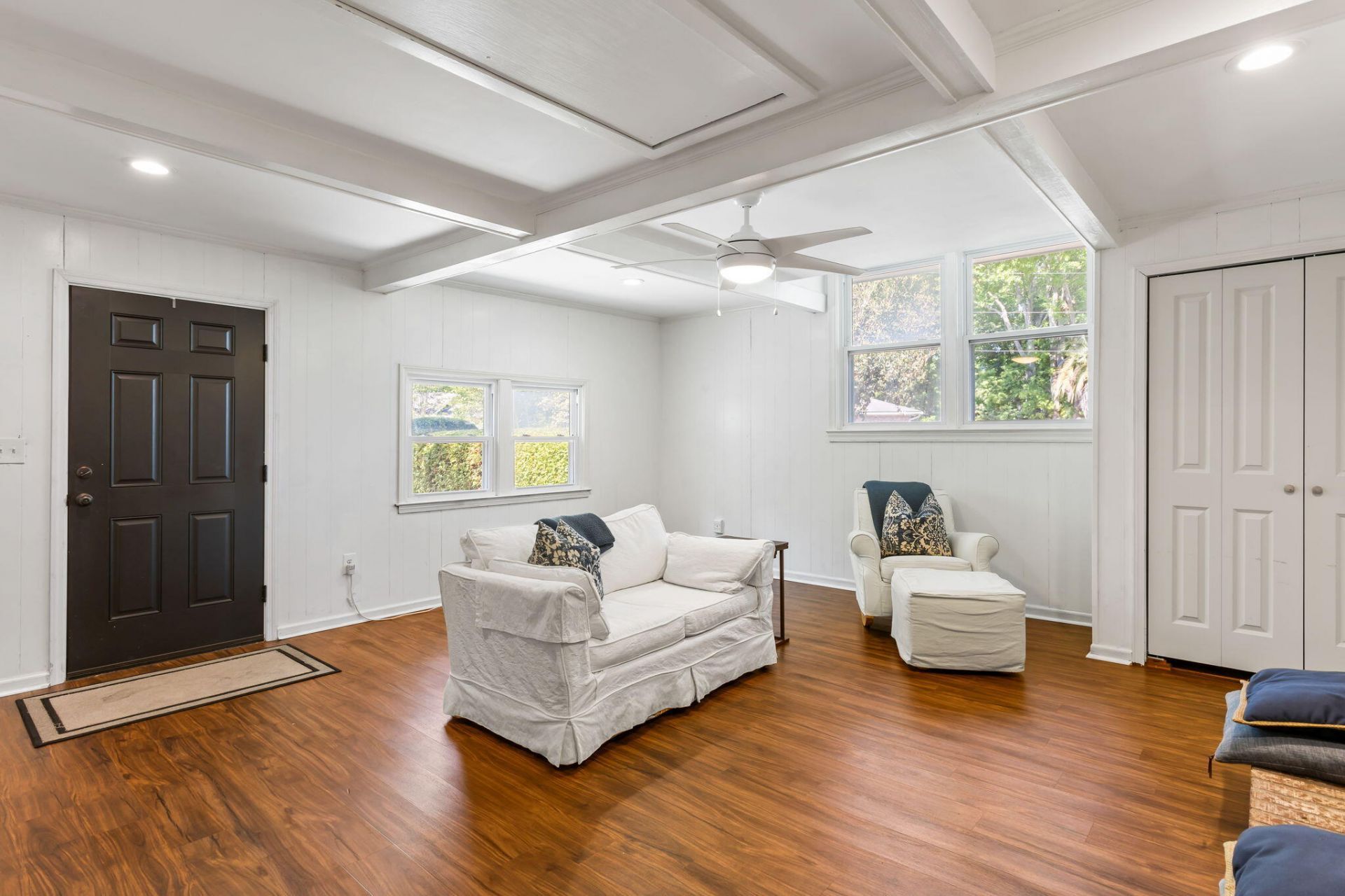 20 Huguenot Avenue Photo 11