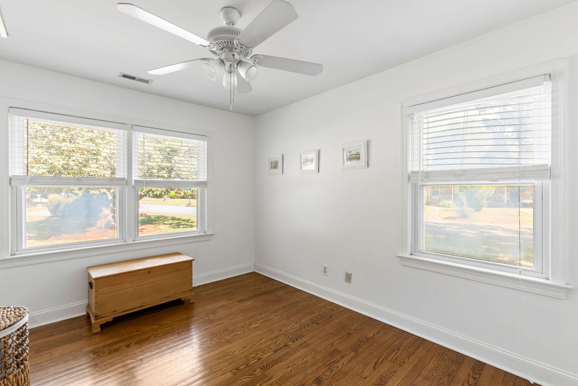 20 Huguenot Avenue Photo 17