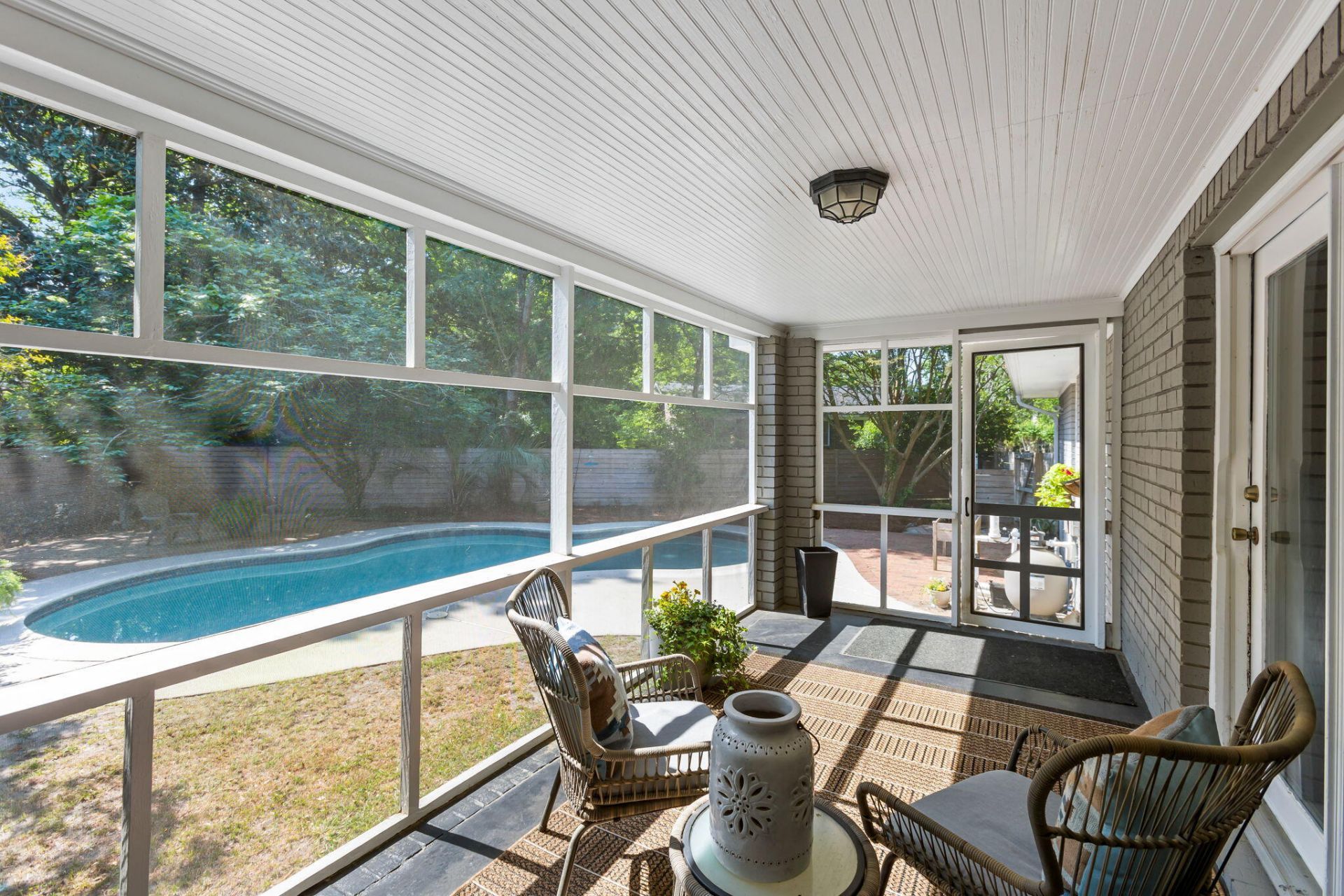 20 Huguenot Avenue Photo 18