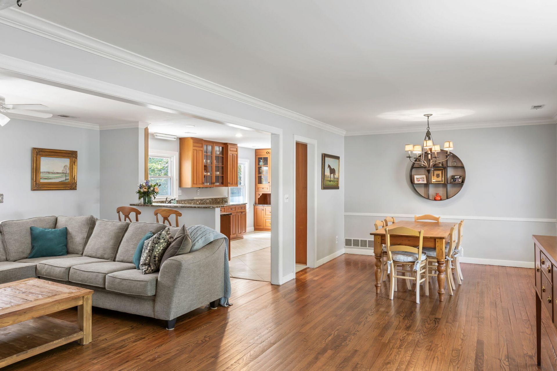 20 Huguenot Avenue Photo 4