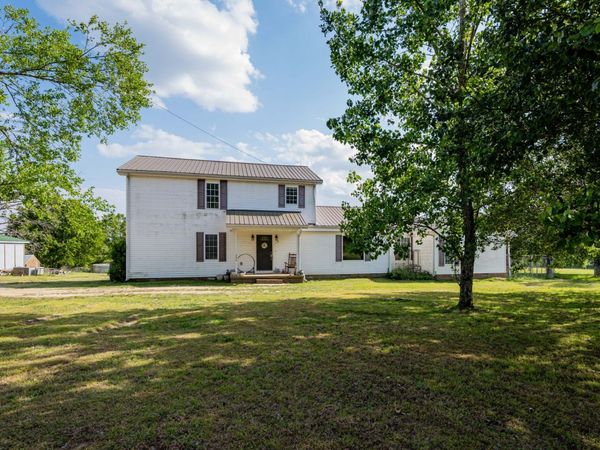 226 Summertrace Rd , Hohenwald, TN 38462