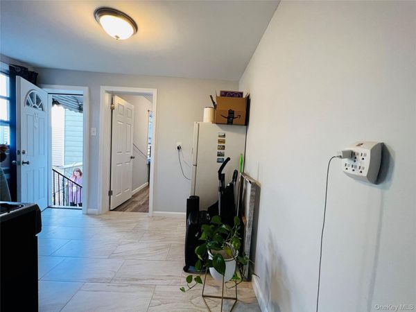 21-13 25 Road , Astoria, NY 11102