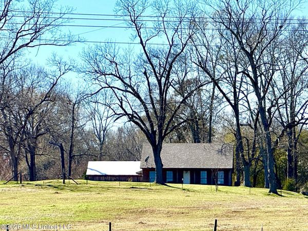 33 Lawrence Road, Natchez, MS 39120