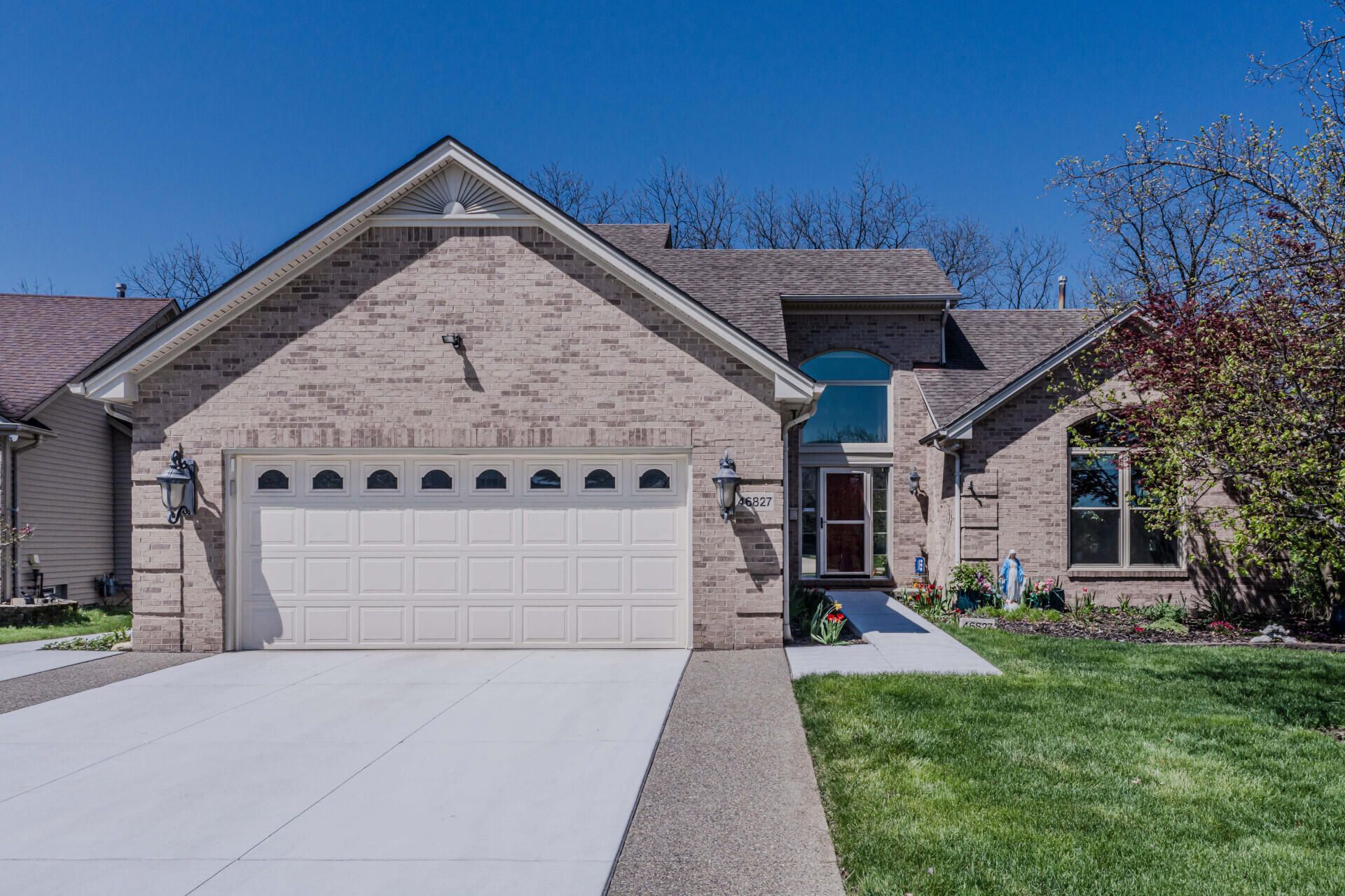 46827 Creeks Bend, Canton, MI 48188 Main Photo