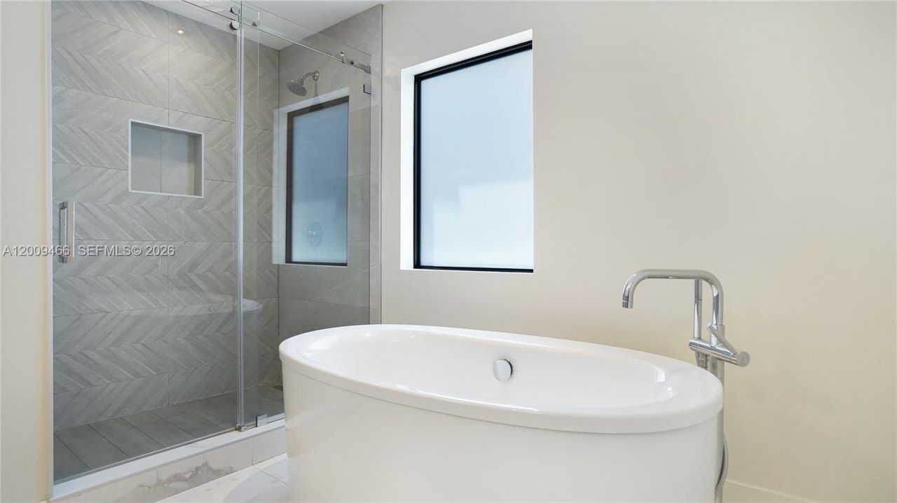 1371 SW 22nd Ter , Unit 1371, Miami, FL 33145 Photo