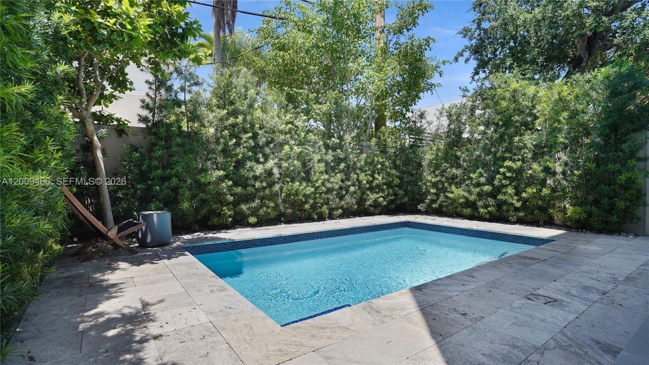 1371 SW 22nd Ter , Unit 1371, Miami, FL 33145 Photo