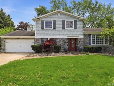 4168 McCandlish Road, Grand Blanc Twp, MI 48439
