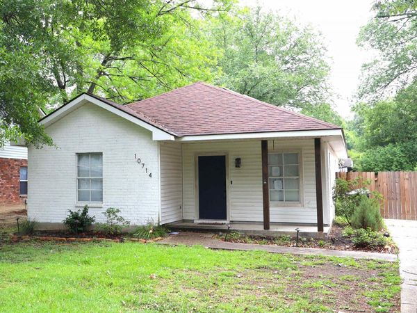 10714 Holly Hock Dr, Greenwell Springs, LA 70739
