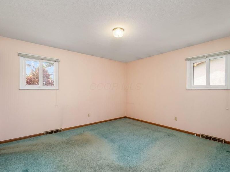 4941 Cheviot Drive, Columbus, OH 43220 Photo 22