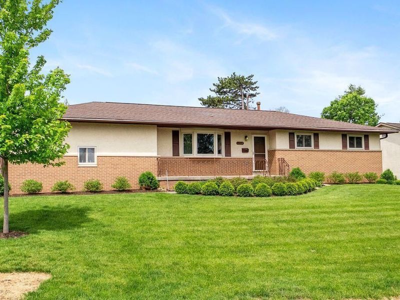 4941 Cheviot Drive, Columbus, OH 43220 Photo 49