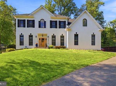 8310 ROBEY AVENUE, ANNANDALE, VA 22003