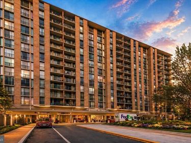 4600 S FOUR MILE RUN DRIVE, Unit 1228, ARLINGTON, VA 22204