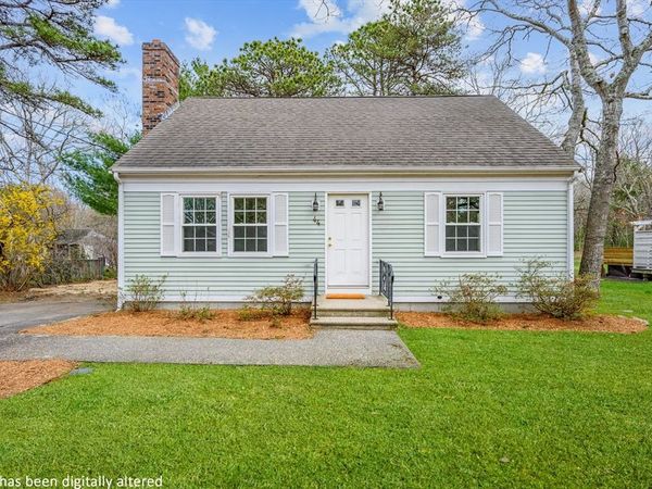 44 Antone Ave, Falmouth, MA 02536