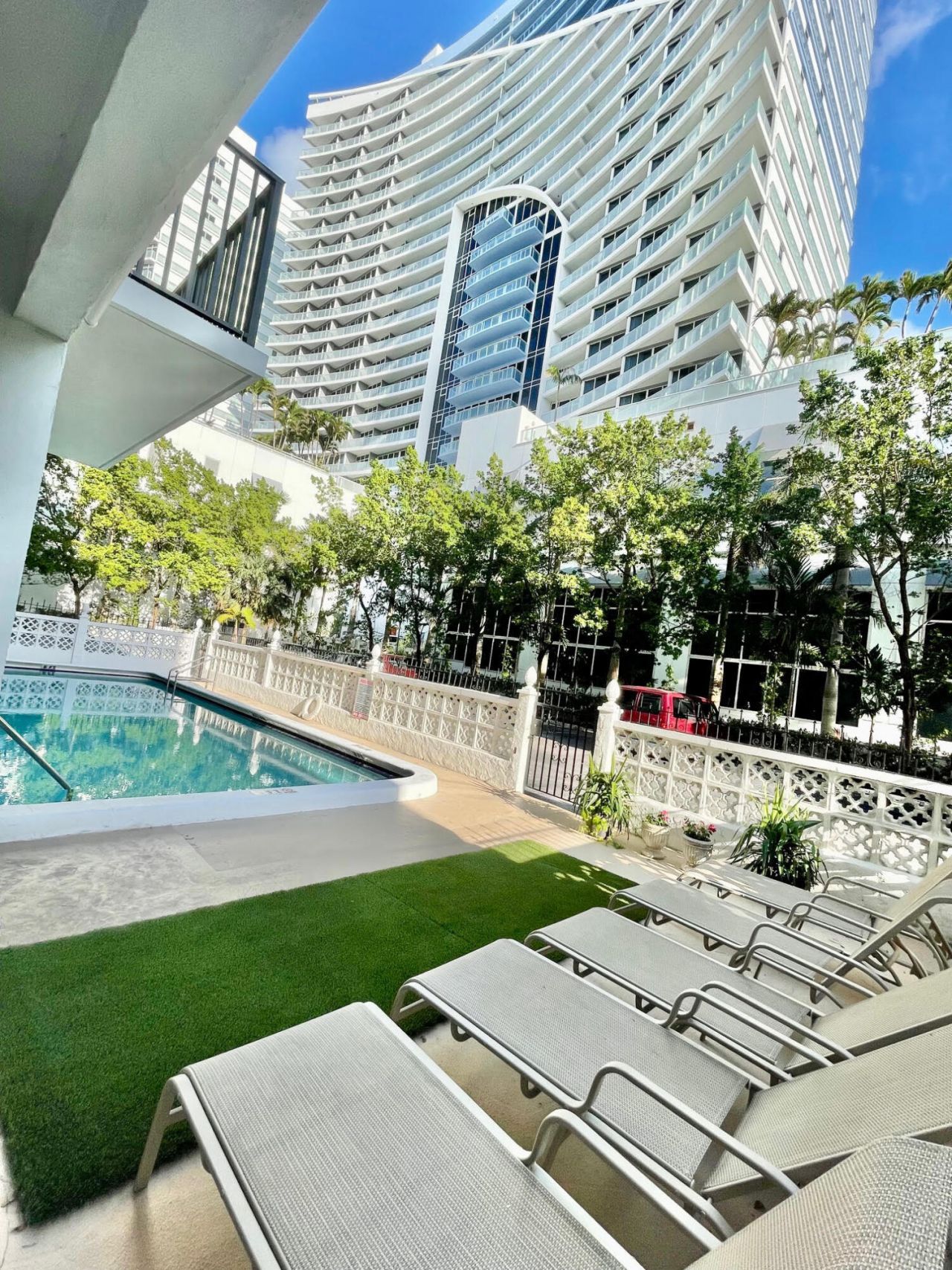 3000 Riomar Street, Unit 703, Fort Lauderdale, FL 33304 Photo