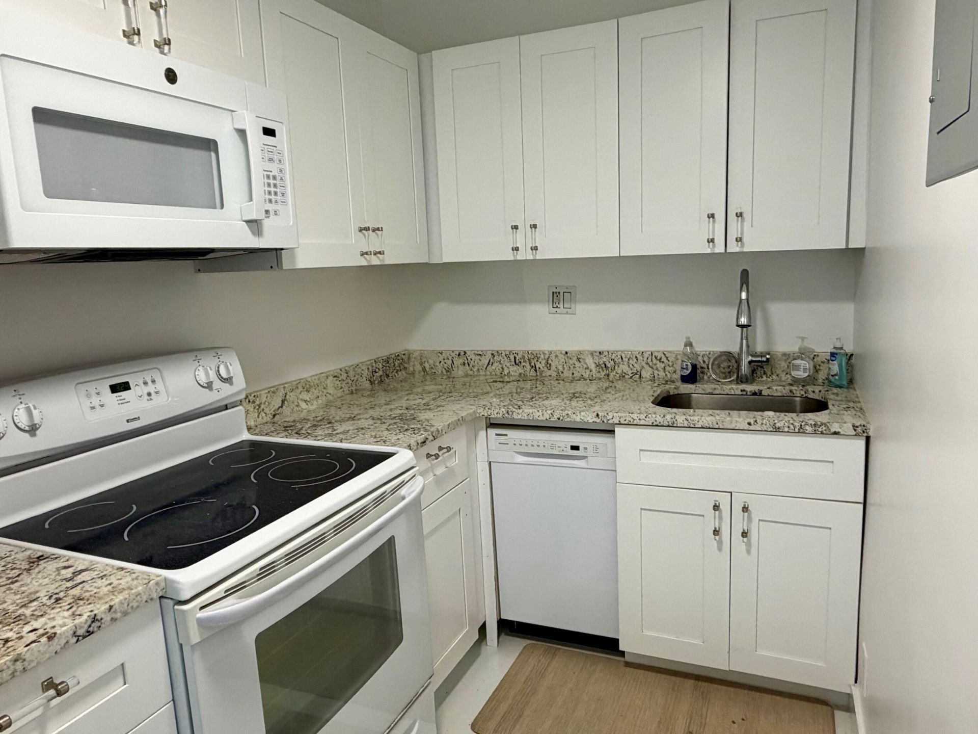 3000 Riomar Street, Unit 703, Fort Lauderdale, FL 33304 Photo
