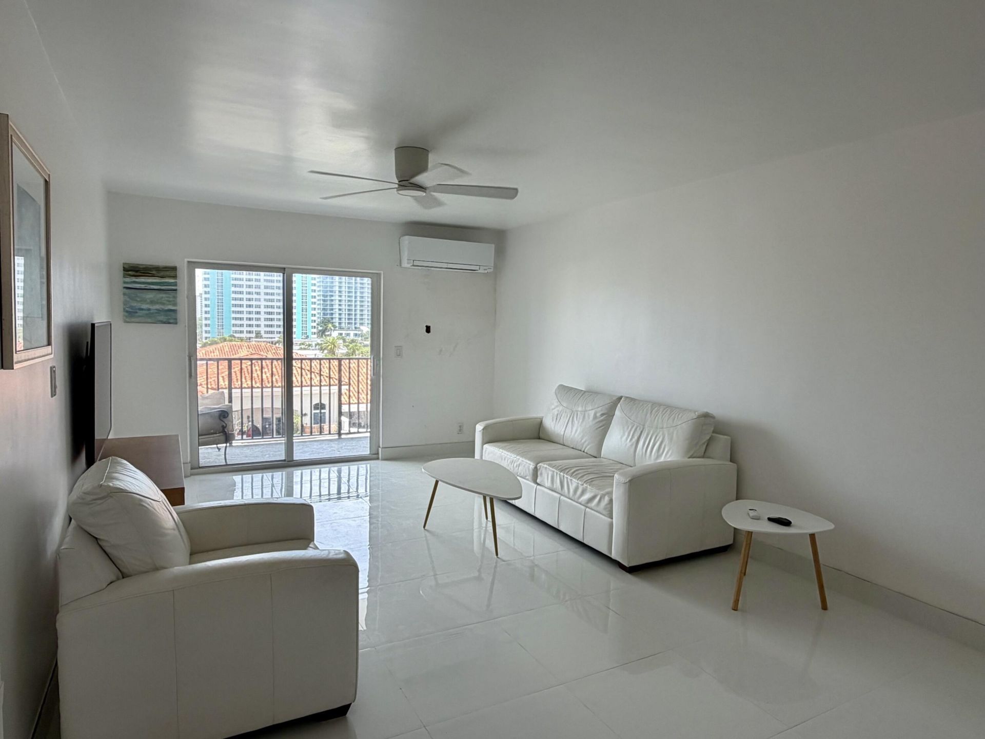 3000 Riomar Street, Unit 703, Fort Lauderdale, FL 33304 Photo