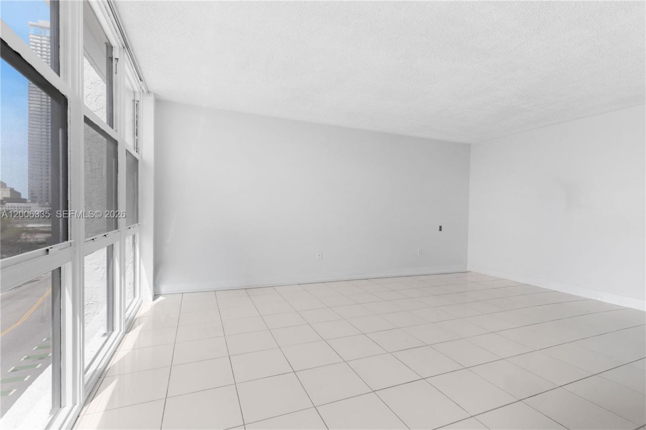 555 NE 15th St, Unit 501, Miami, FL 33132 Photo
