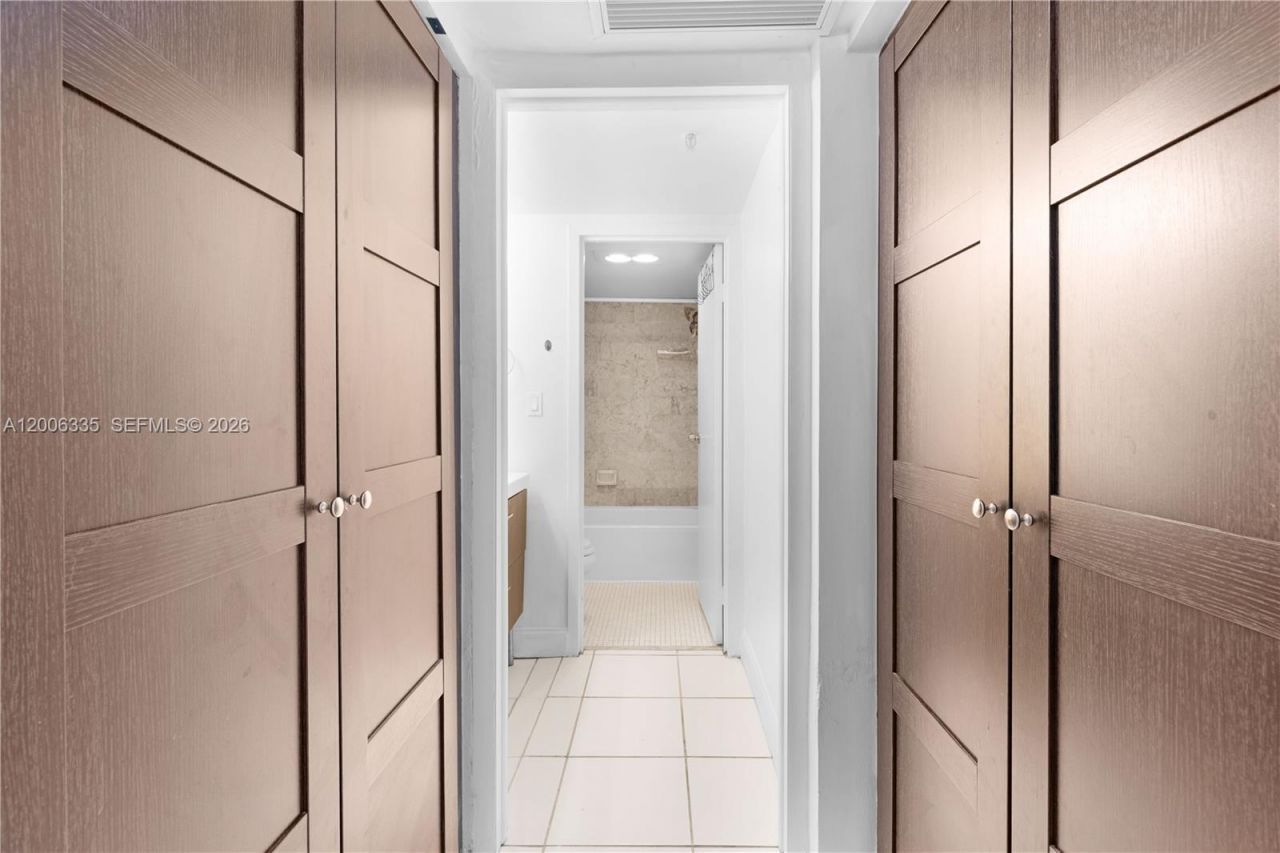 555 NE 15th St, Unit 501, Miami, FL 33132 Photo