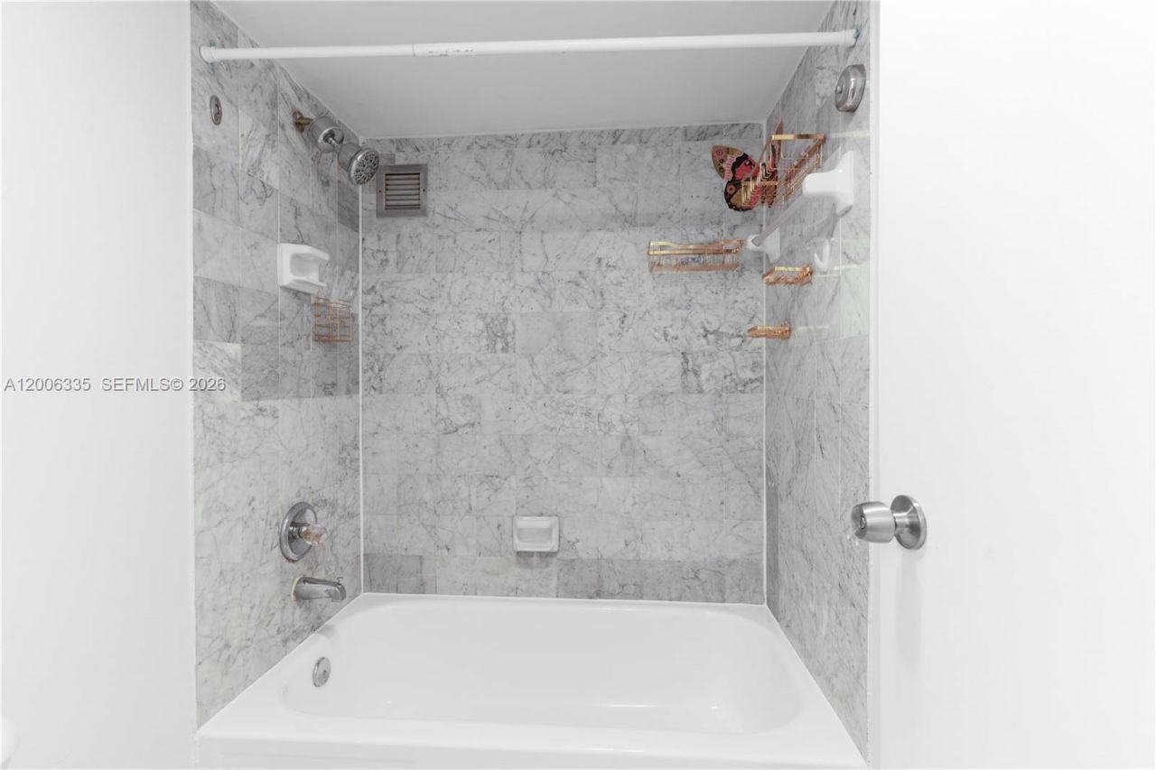 555 NE 15th St, Unit 501, Miami, FL 33132 Photo