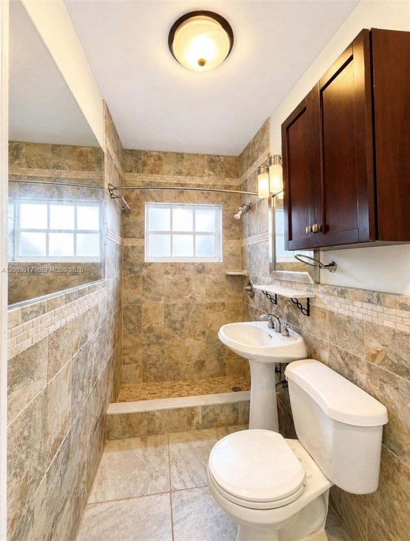 1121 NE 2nd St, Unit 205, Fort Lauderdale, FL 33301 Photo