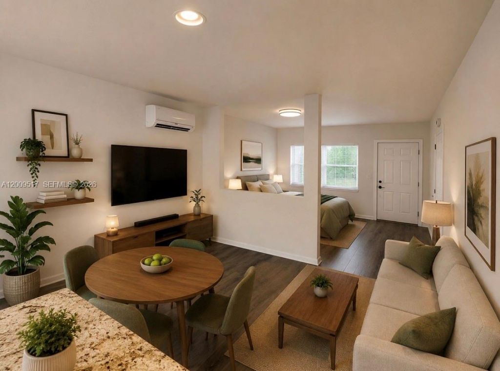1121 NE 2nd St , Unit 205, Fort Lauderdale, FL 33301 Photo