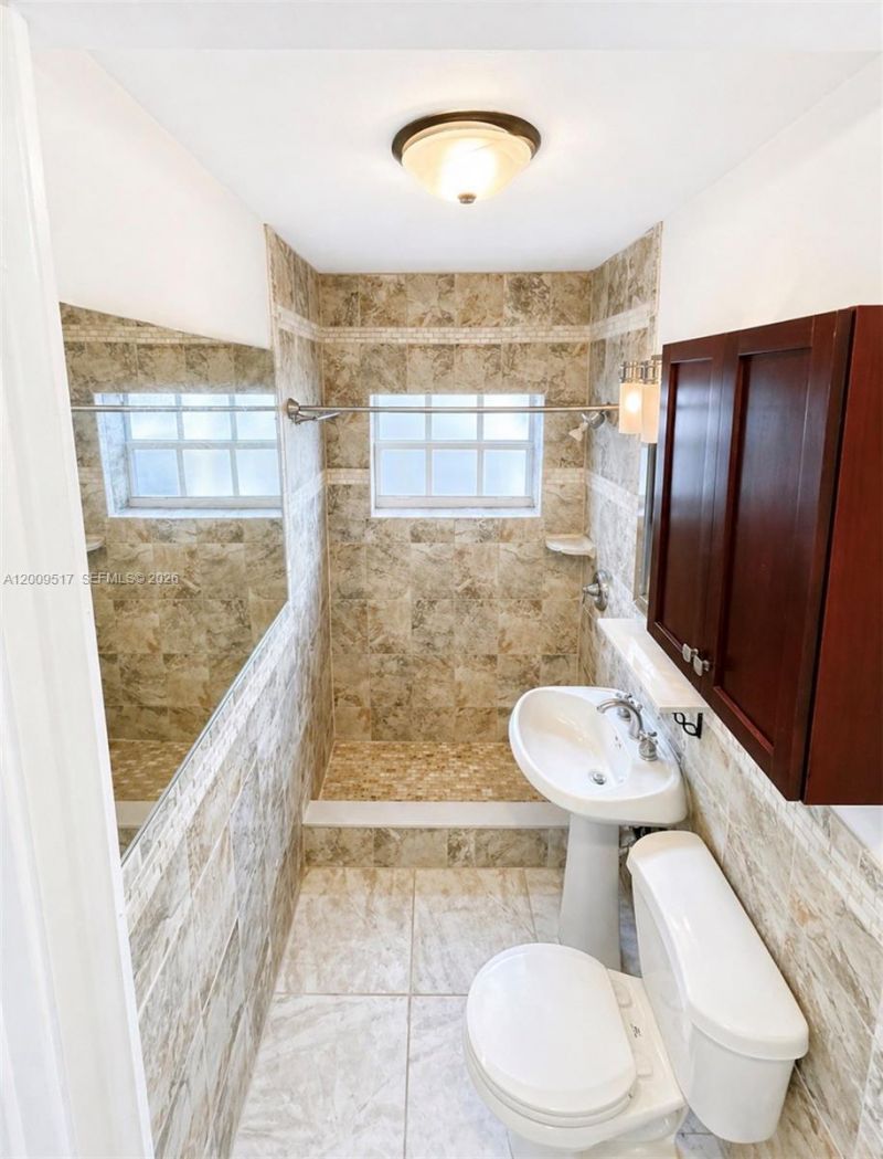 1121 NE 2nd St, Unit 205, Fort Lauderdale, FL 33301 Photo
