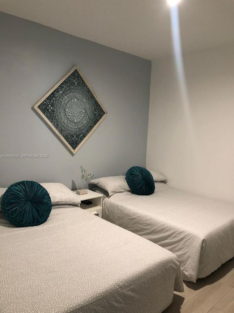 2641 N Flamingo Rd, Unit 1202N, Sunrise, FL 33323 Photo