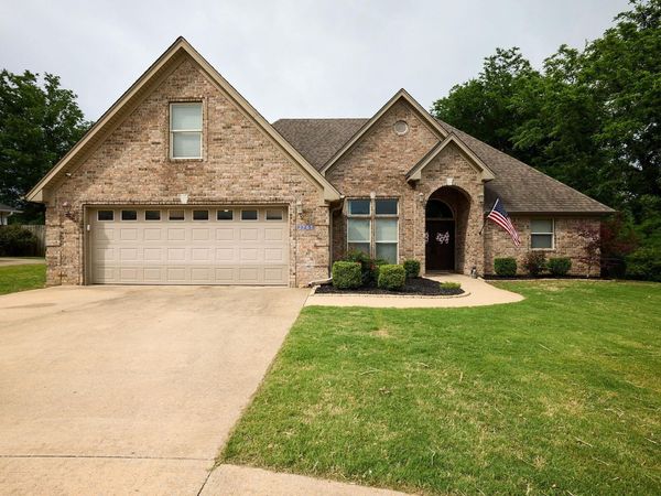2705 Durango Drive , Benton, AR 72019
