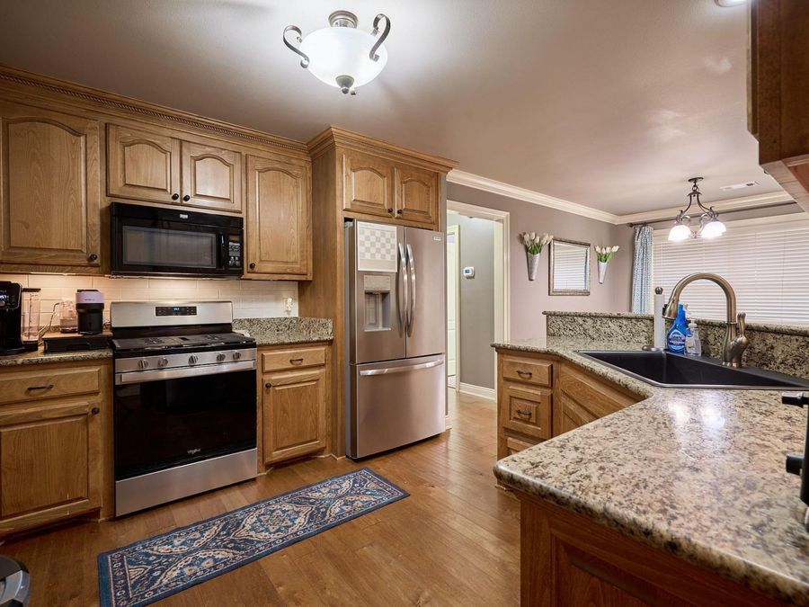 Property Image 16