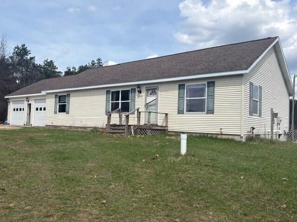 7330 N Asplund Drive, Tustin, MI 49688