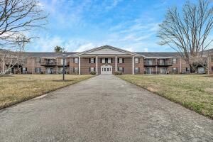 3531 Peters Creek Rd Nw, Unit 215, Roanoke, VA 24019 Main Photo